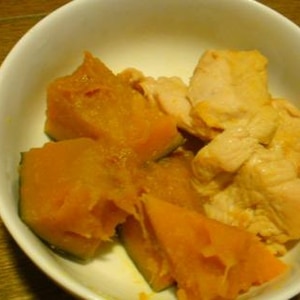 簡単で美味しい♪かぼちゃと鶏もも肉の生姜煮